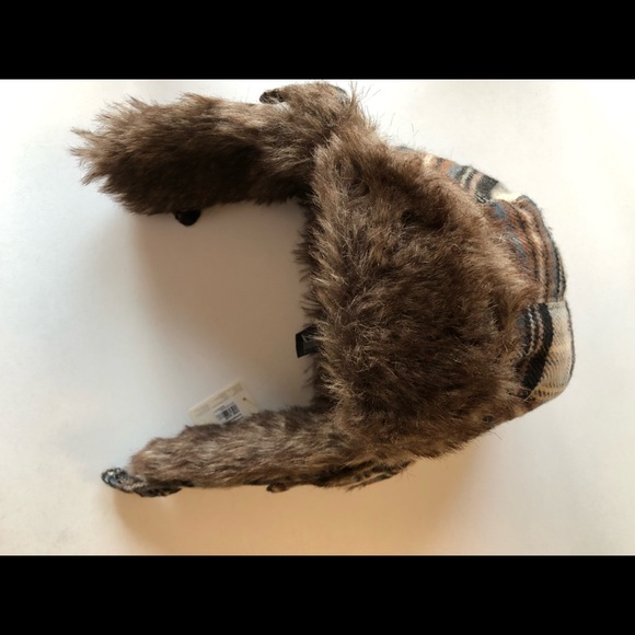 Forever 21 Winter Hat 💖 - Picture 7 of 10